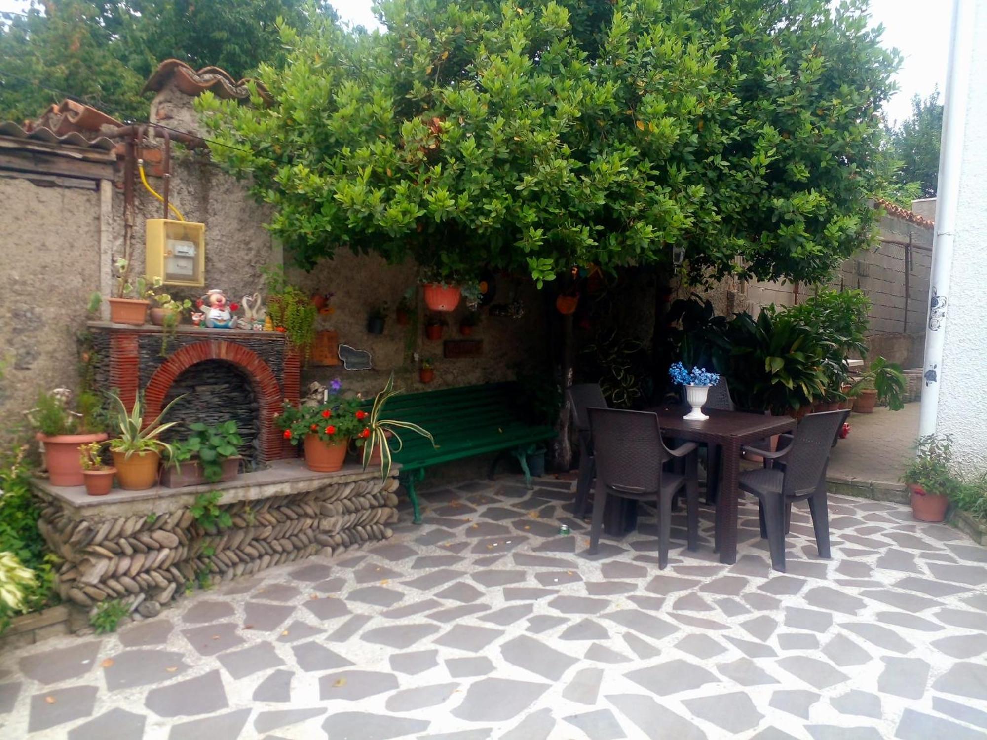Guesthouse Giorgi Telavi Extérieur photo