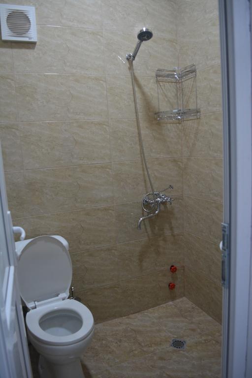 Guesthouse Giorgi Telavi Extérieur photo
